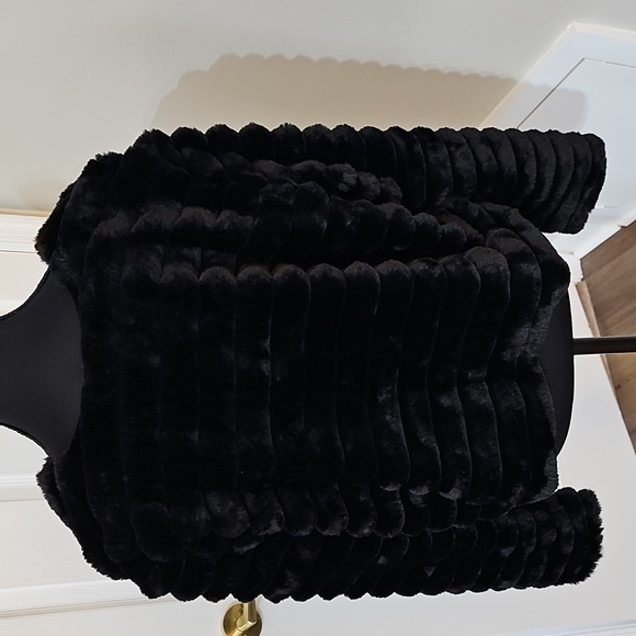 Jacket - Picture 8 of 16